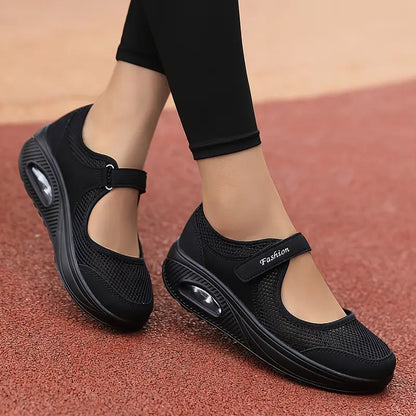 Comfortable and non-slip shoes for women